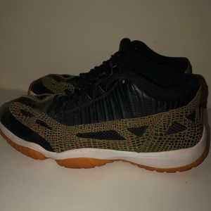 Jordan Retro 11 SE Militia Green “Croc”